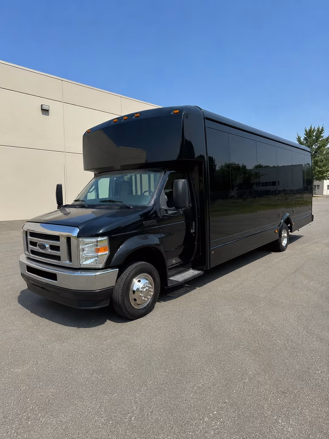 across nashville tennessee party bus rental