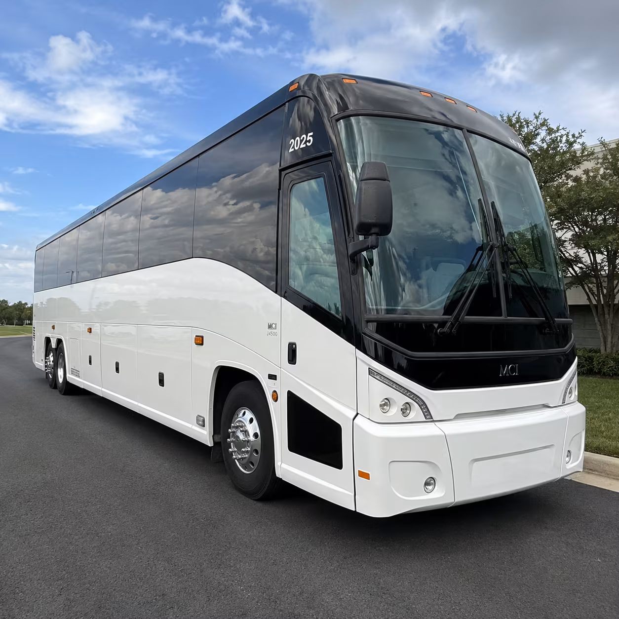 airport transfers between bna and nashville hotels and office campuses