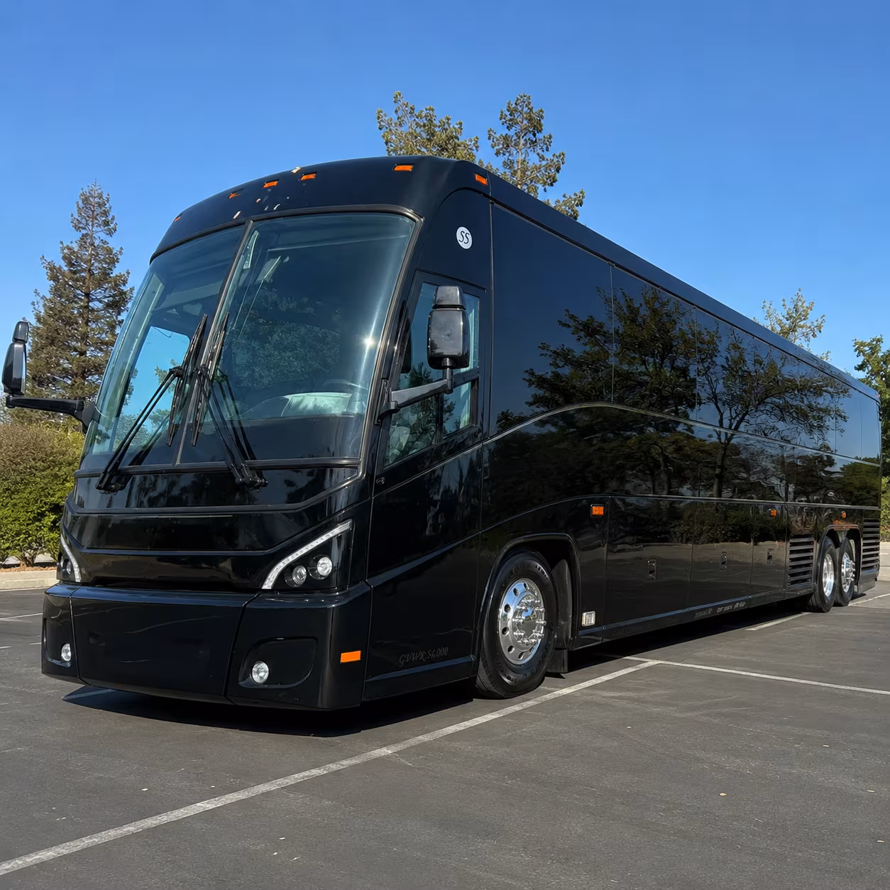 charter buses to the tennessee state museum and bicentennial capitol mall