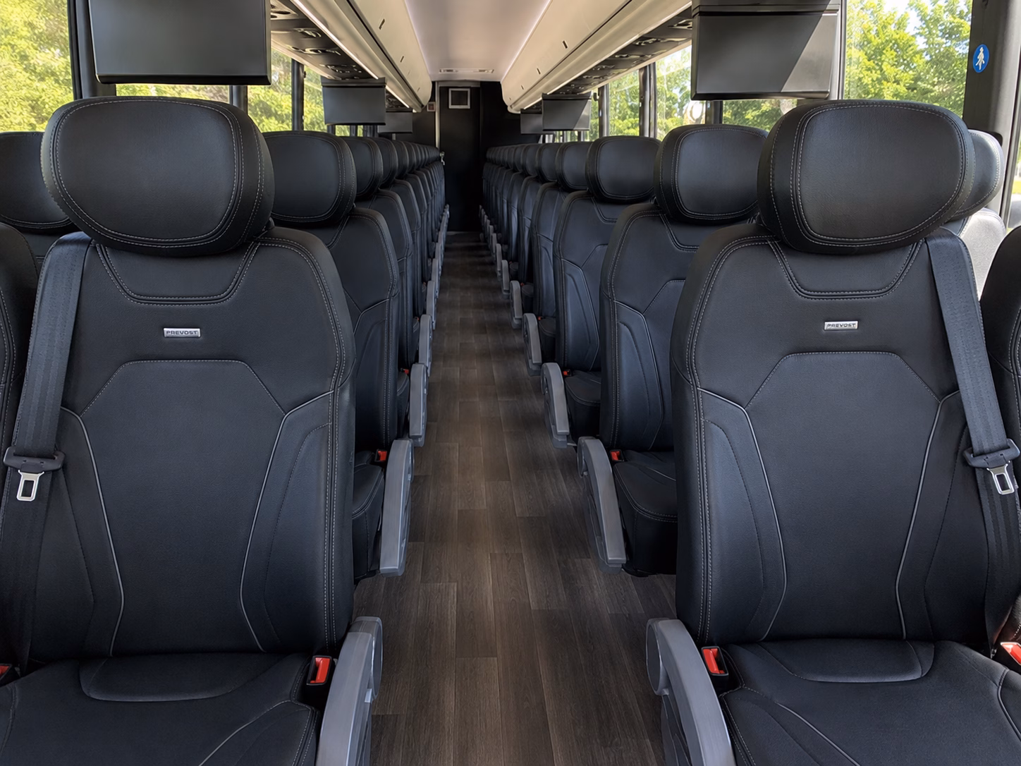 compare bus rentals in nashville the easy way