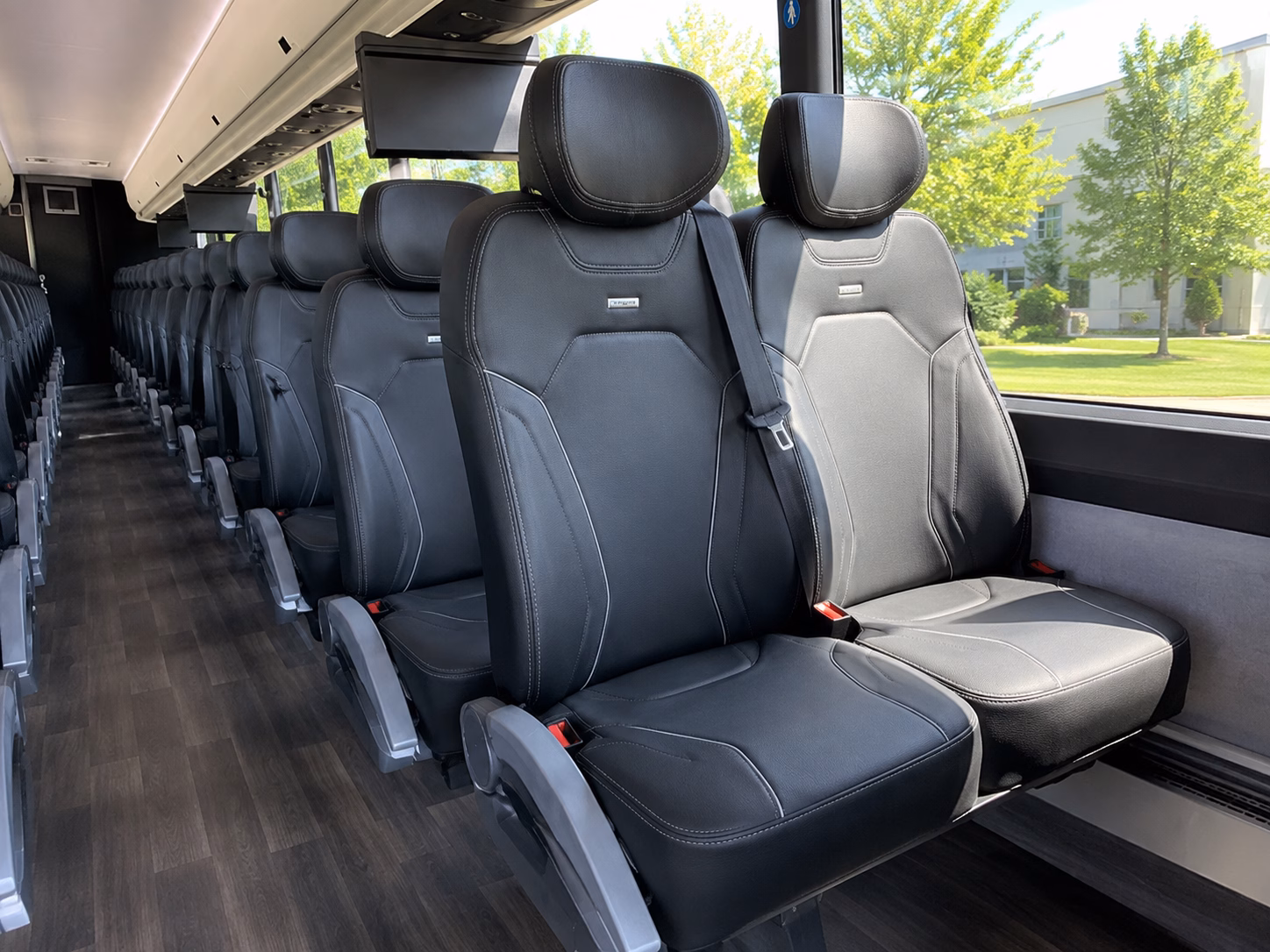how seasonality and peak times affect charter bus rates in nashville tennessee