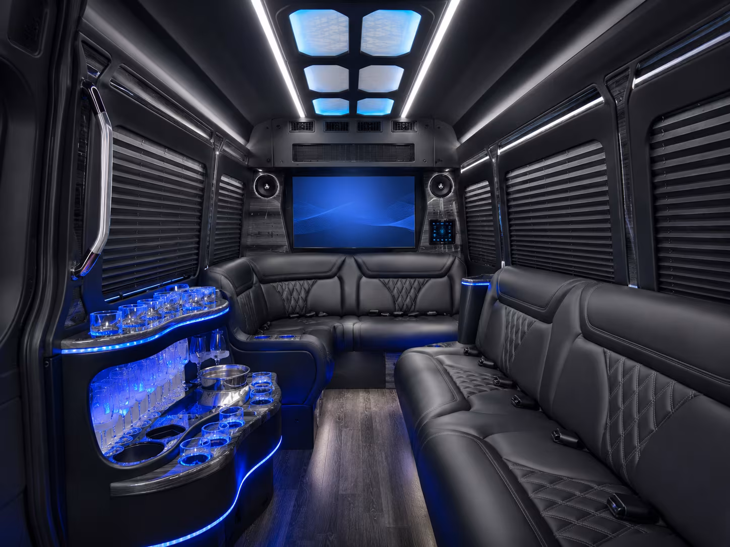 nashville 40 passenger party bus