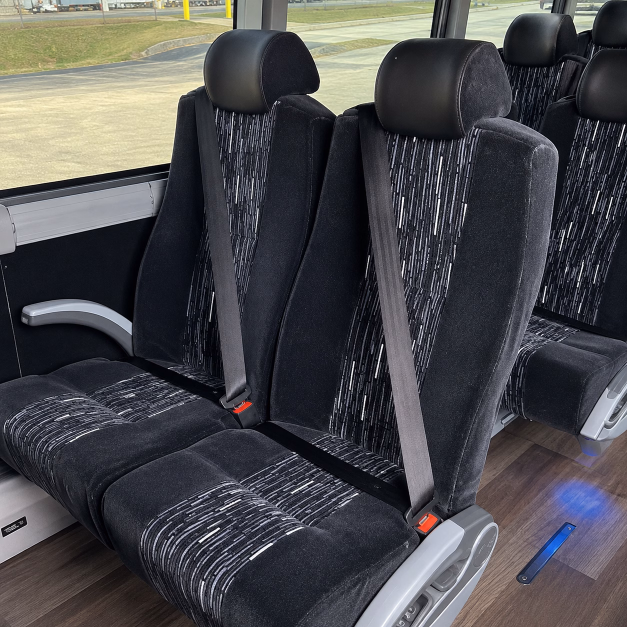 nashville airport transportation onboard seating